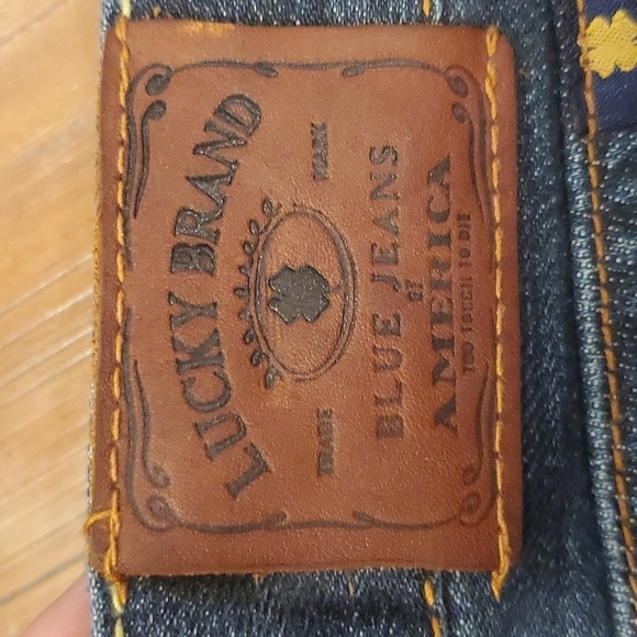 Lucky Brand Riley shorts size 10 - Picture 6 of 6